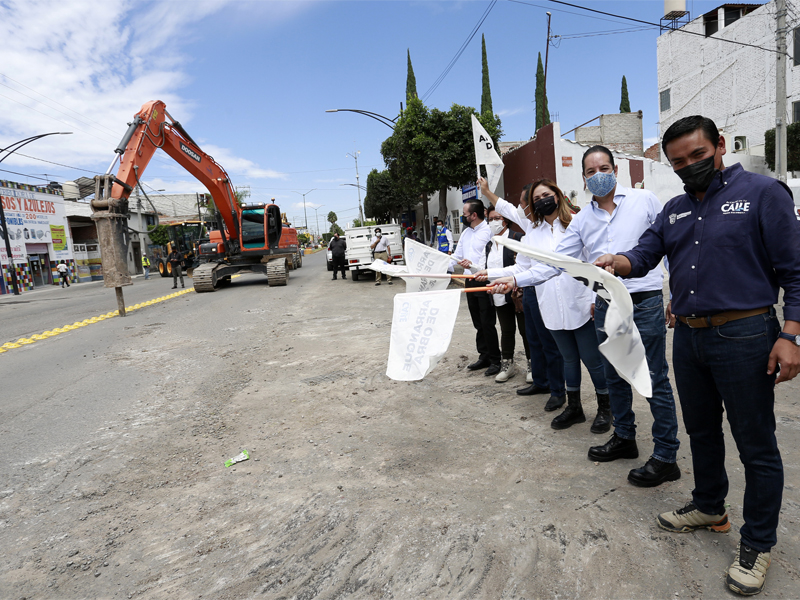 Entrega Gobernador de Querétaro la segunda etapa de la carretera Panamericana en Pedro Escobedo