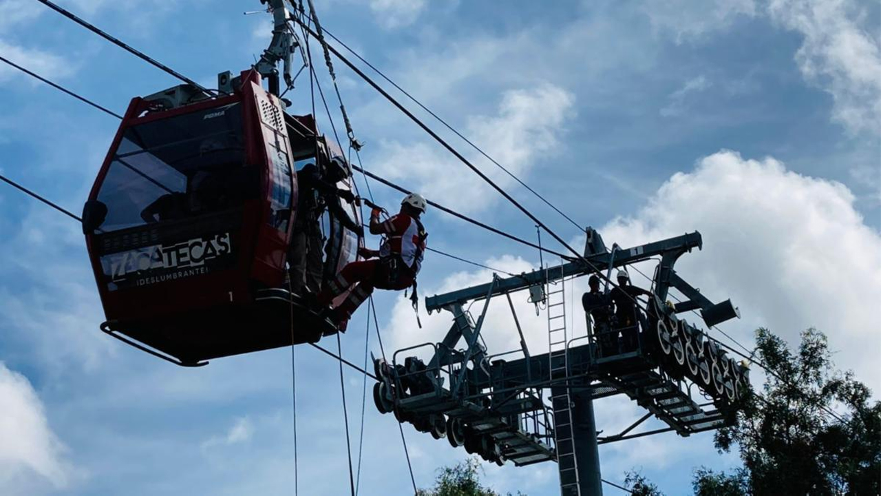 Realiza SEDIF capacitación y simulacro de rescate de personas en el teleférico de Zacatecas