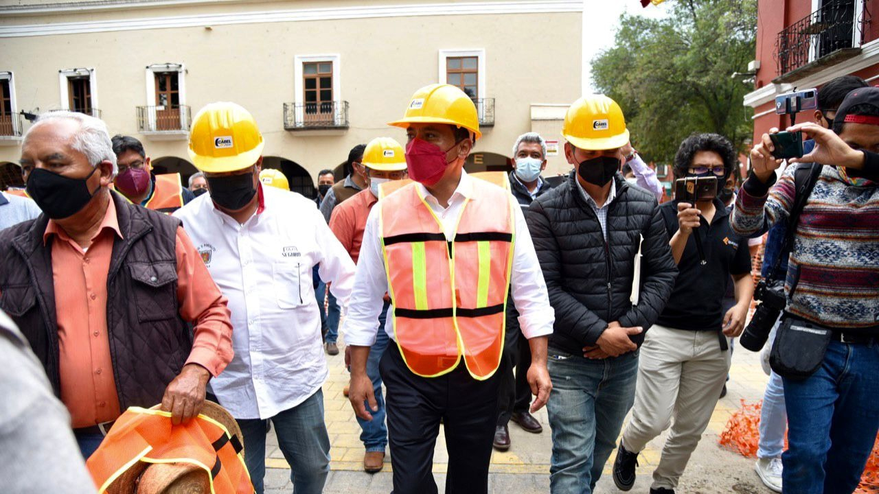 Logran acuerdo Ayuntamiento de Tlaxcala y taxistas; darán servicio de transporte y serán embajadores turísticos