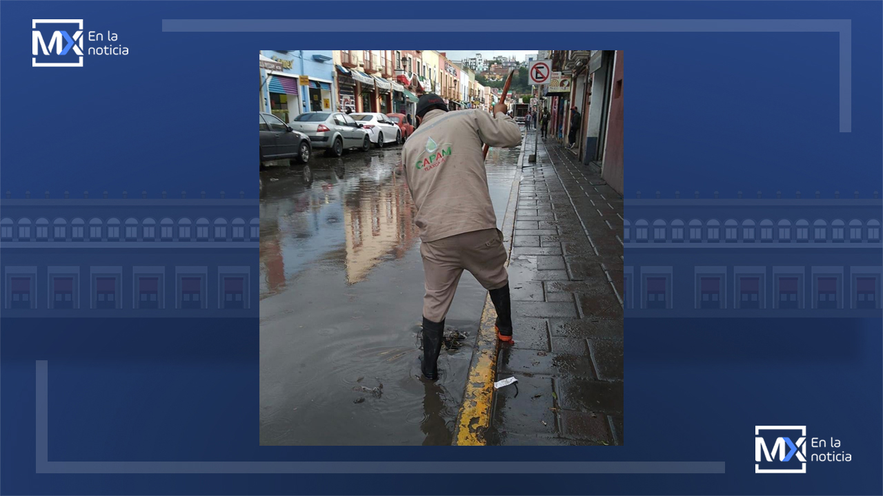 Atiende Ayuntamiento de Tlaxcala obstrucción de coladeras en calles de la capital