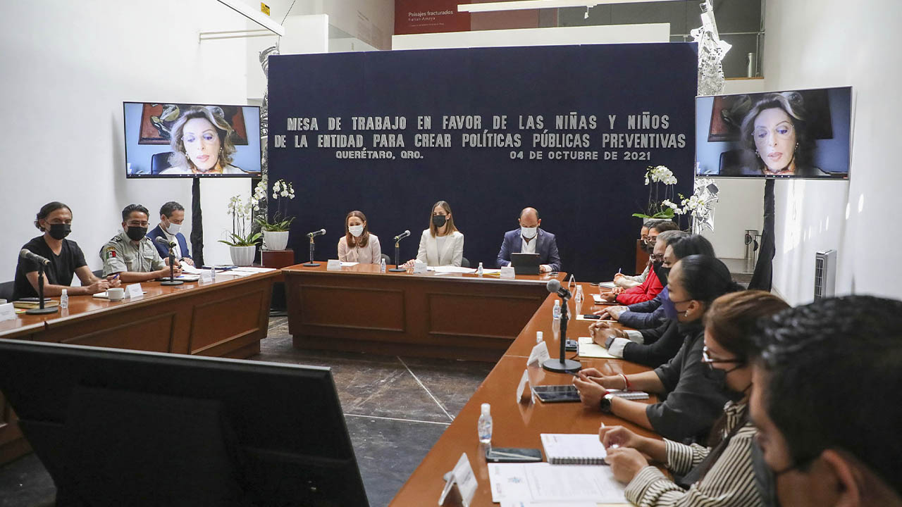 Car Herrera de Kuri arrancó actividades con acciones a favor de niñas y niños de la entidad