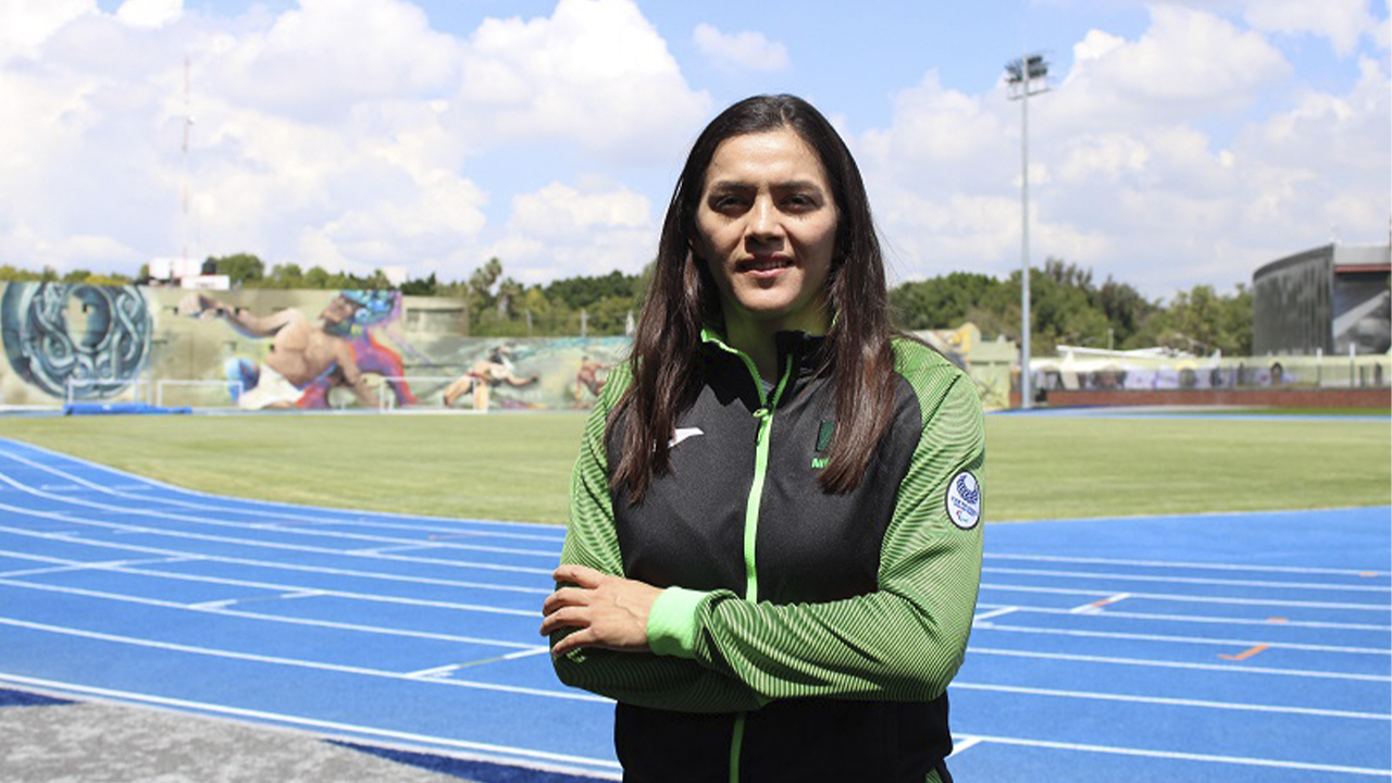 Triple medallista olímpica visita Querétaro