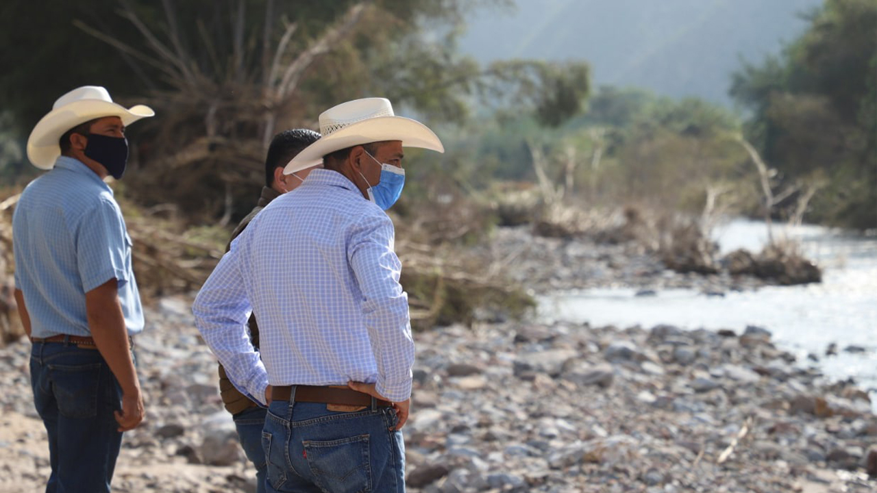 Supervisa SEDEA zonas afectadas por lluvias en Peñamiller