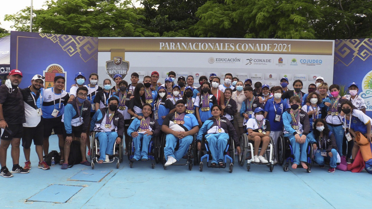 Queretanos suman 98 medallas en paranatación