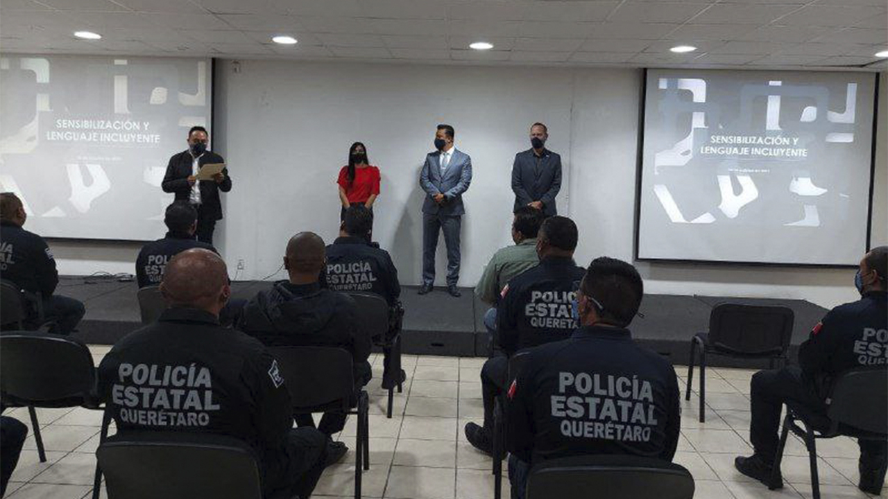 SSC capacita a mandos policiales en sensibilización y lenguaje incluyente en Querétaro