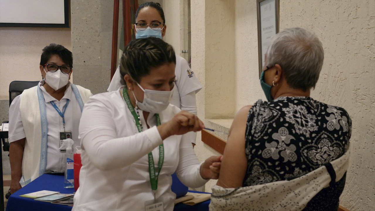 Secretaría de Salud da inicio a la campaña de vacunación contra la influenza