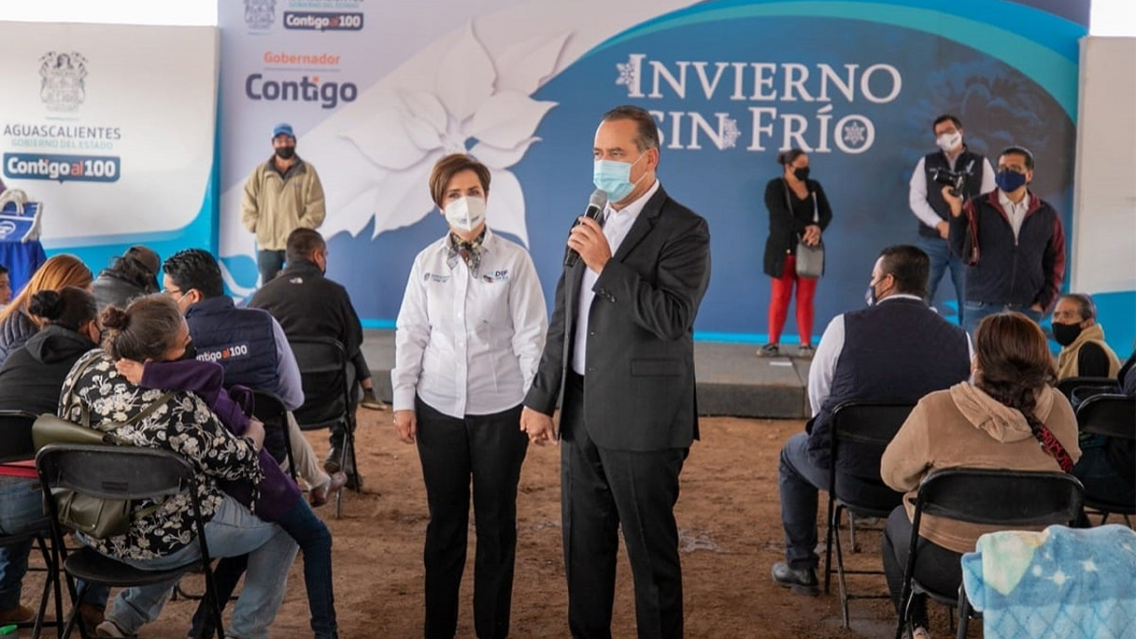 Arranca el Gobernador Martín Orozco campaña para salvaguardar a las familias en temporada invernal