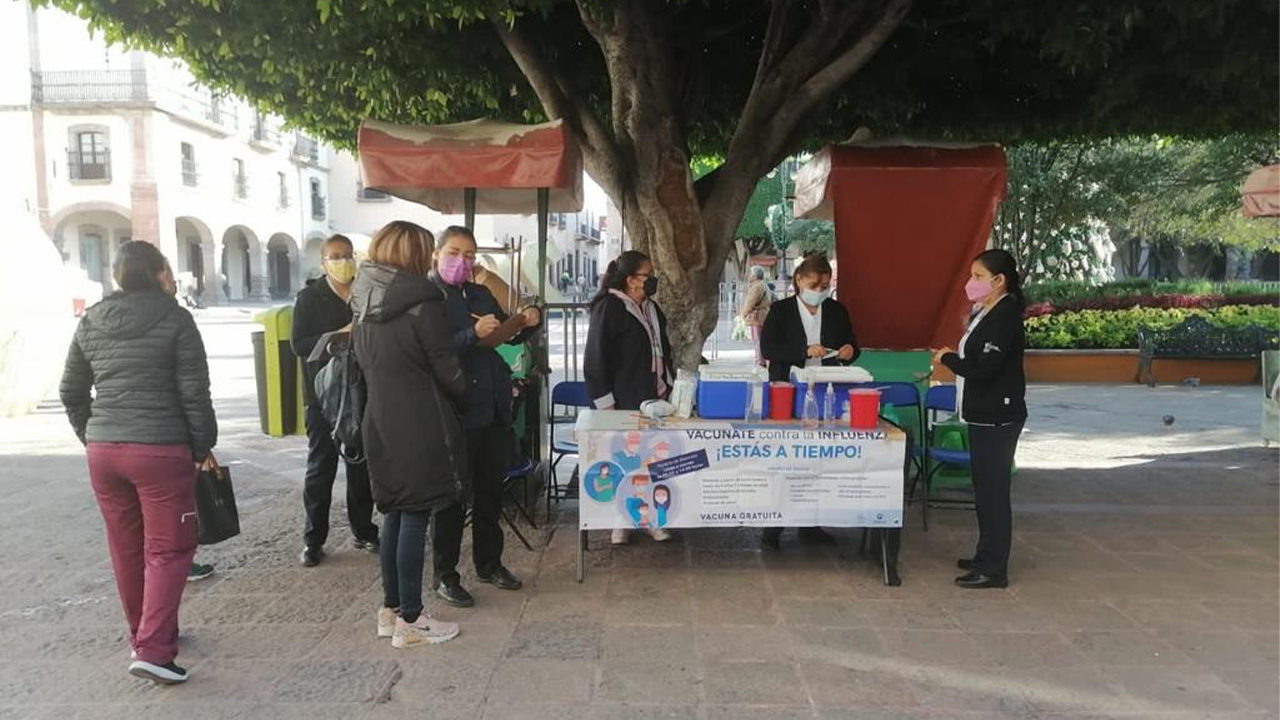 Aplicadas 320 mil 587 dosis de vacuna contra Influenza en Querétaro