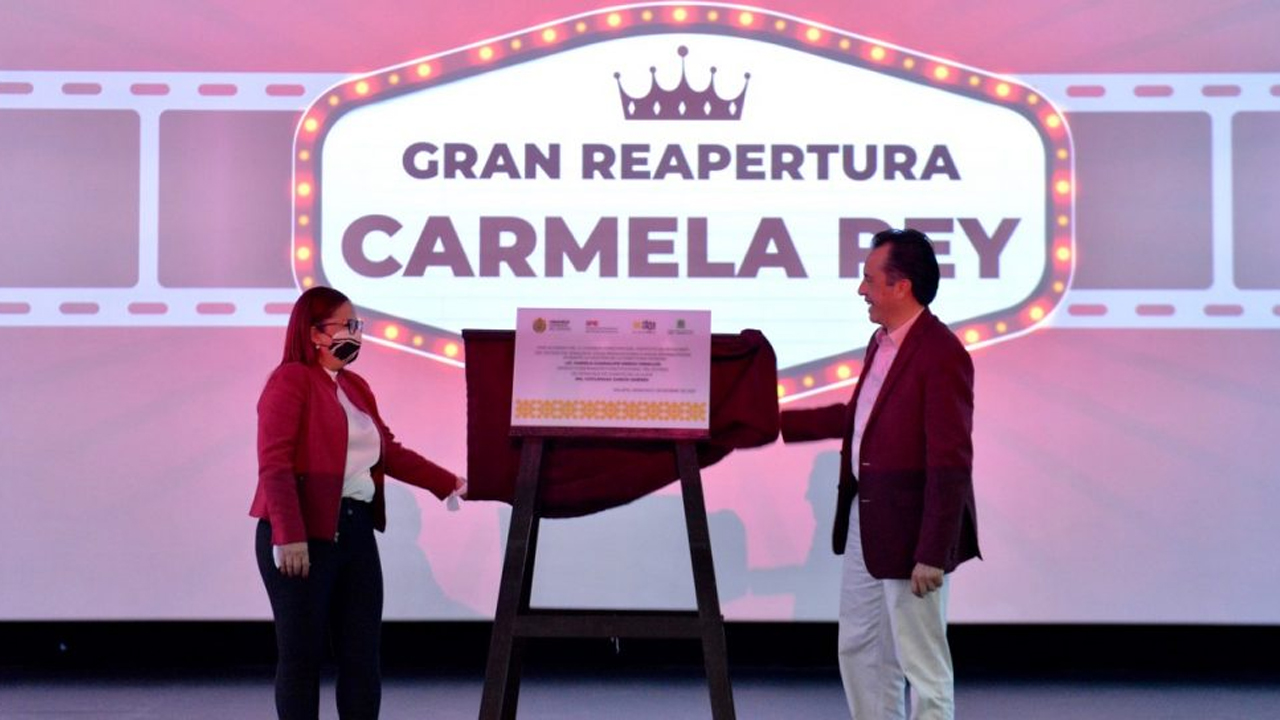 Cumple Gobernador de Veracruz: reabren icónico Cinemas Xalapa