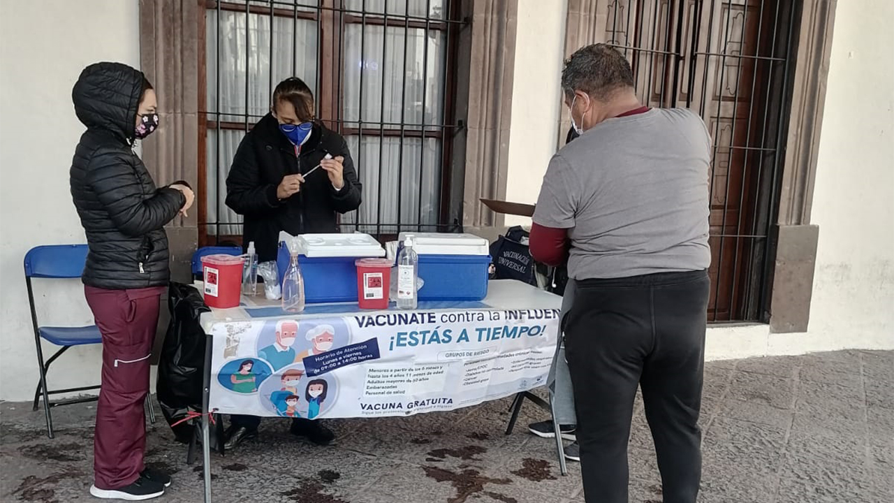 Aplicadas 362 mil nueve dosis de vacuna contra Influenza en Querétaro