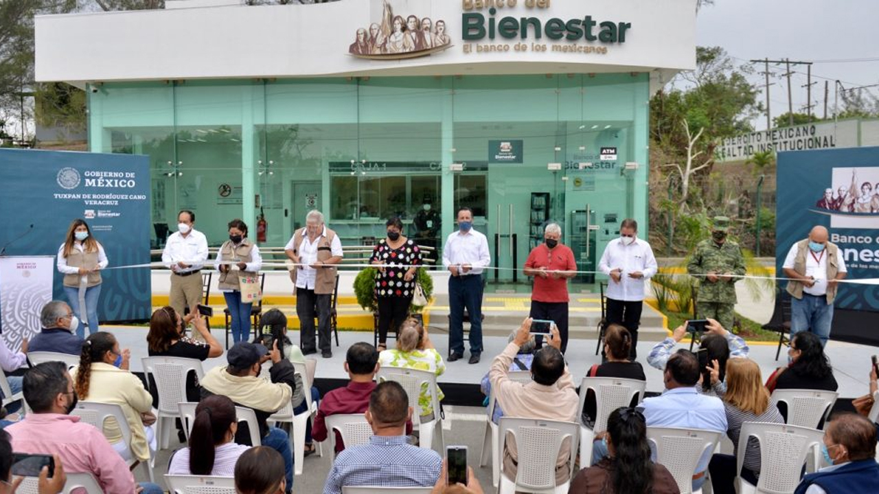 Lo que está escrito en la Constitución es una realidad, el bienestar es para todos: gobernador Cuitláhuac García