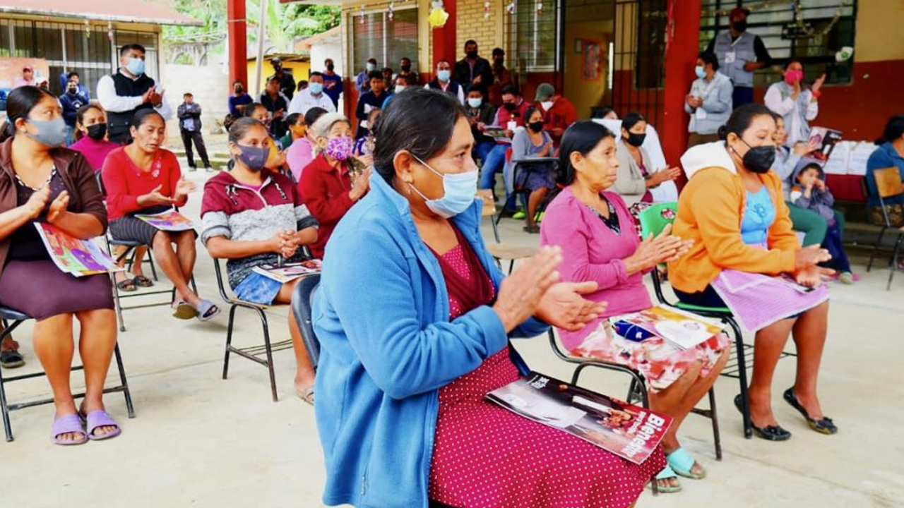 Entre acciones de vivienda y proyectos productivos, mantiene SEDESOL compromiso con los que menos tienen en Veracruz