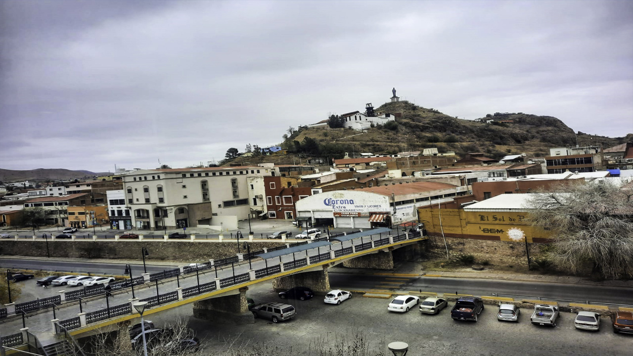 Ante las bajas temperaturas, exhortan a habitantes de la Zona Sur de Chihuahua a protegerse del frío