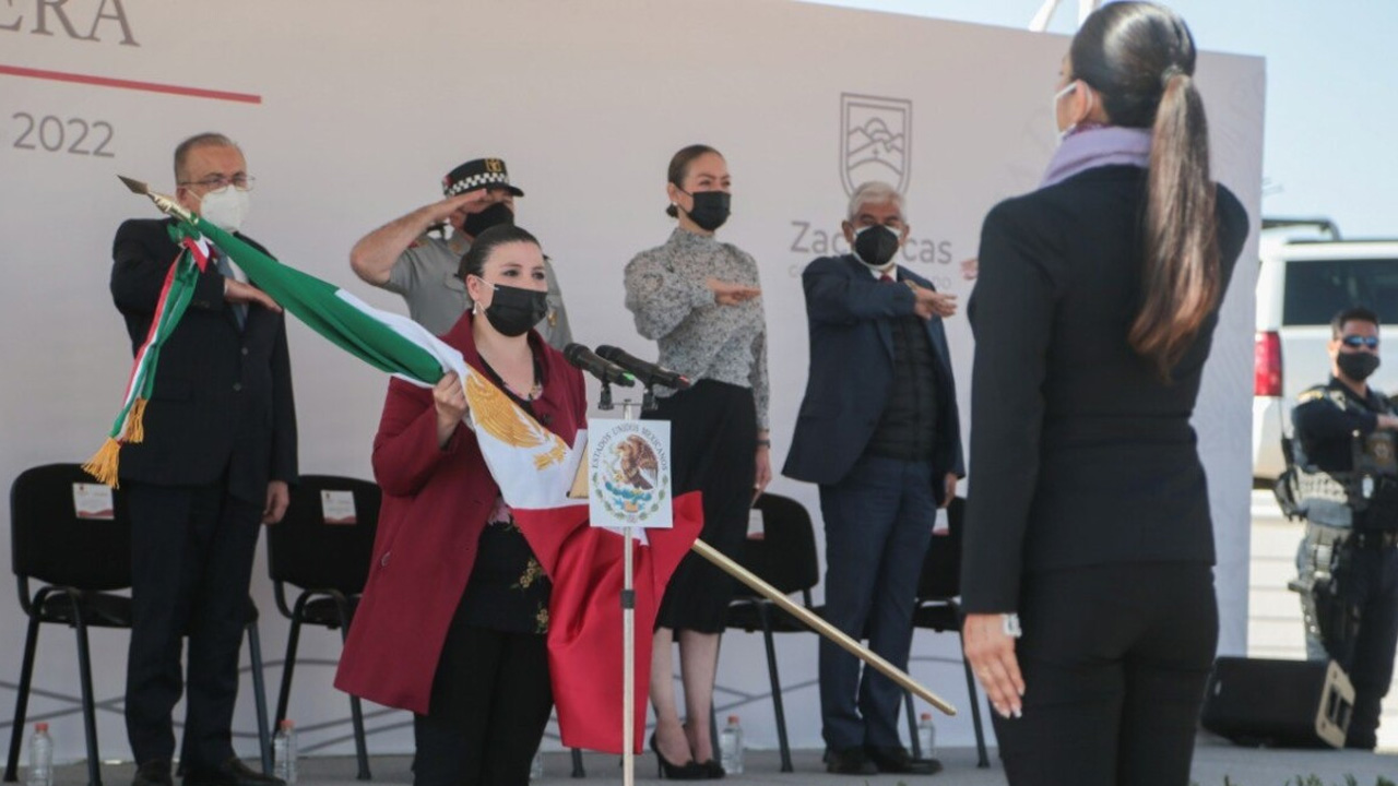 Autoridades civiles y militares conmemoran el Día de la Bandera en el Estado de Zacatecas