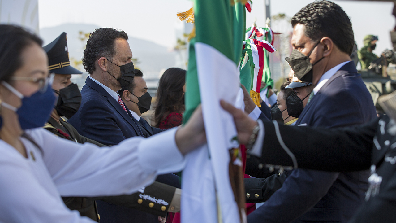 Encabeza Gobernador ceremonia conmemorativa del Día de la Bandera