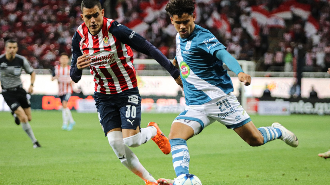 Puebla dio la campanada y venció dramáticamente a Guadalajara en el Estadio Akron