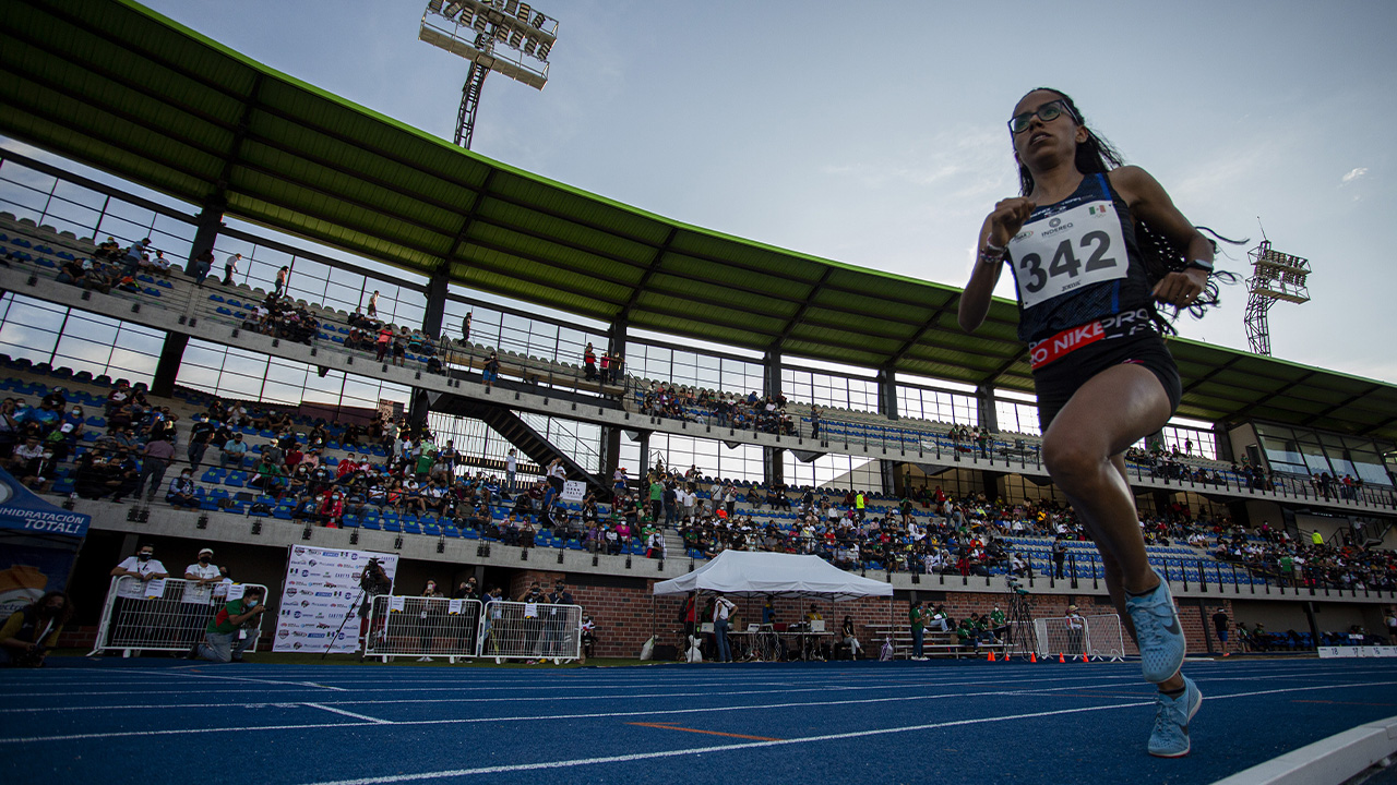 Queretana Daniela Torres participa en evento en Estados Unidos