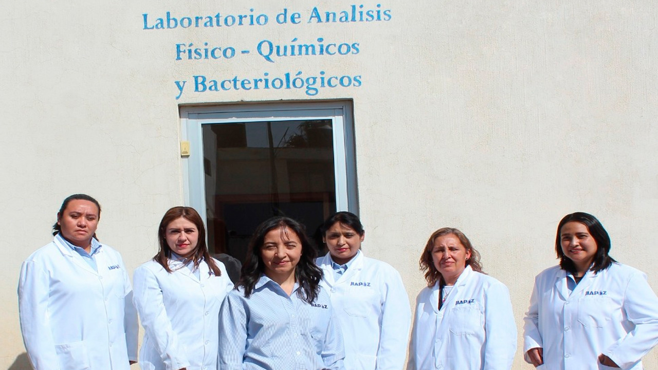 Mujeres del Laboratorio JIAPAZ cuidan la salud de familias zacatecanas