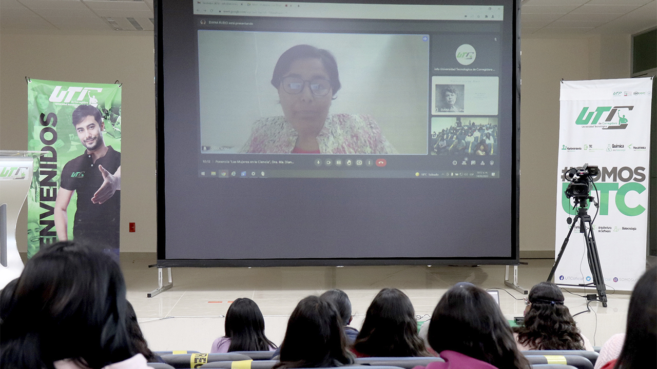 Presentan ponencia La Mujer en la Ciencia en la UTC