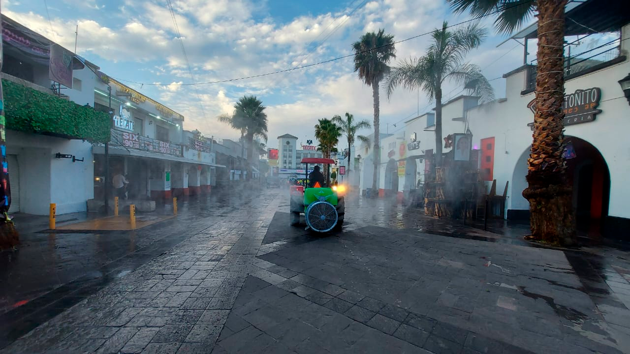 Realiza gobierno del estado de Aguascalientes limpieza y desinfección en zonas del perímetro ferial