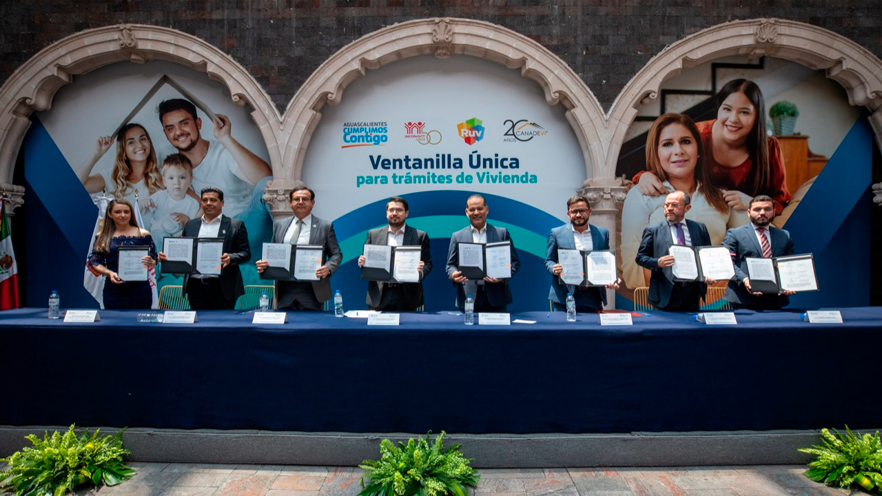 Infonavit y gobierno de Aguascalientes simplifican trámites para la producción de vivienda