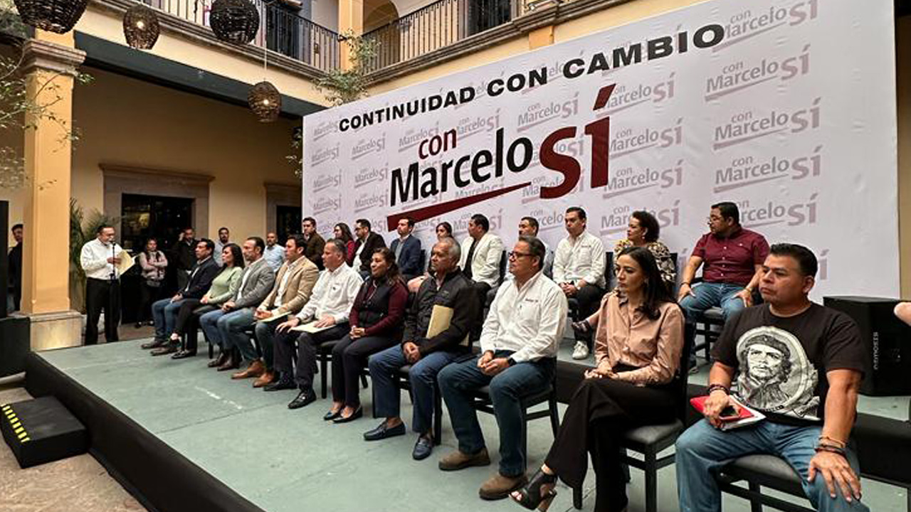 Presentan equipo de Marcelo Ebrard en Querétaro