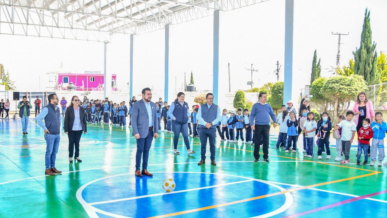 Seguiremos motivando a las niñas y niños de Huamantla a cumplir sus sueños: Salvador Santos Cedillo