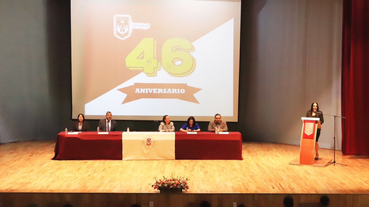 Festeja UATx 46 aniversario de la Facultad de Trabajo Social, Sociología y Psicología