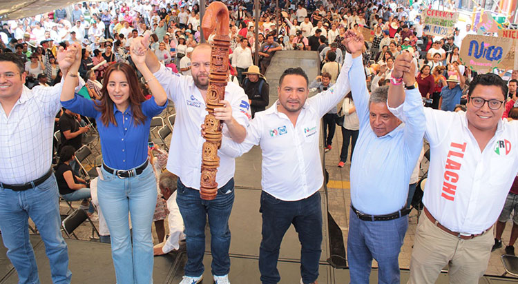 Gran cierre de campaña de Nicolás Gutiérrez de Casa, en compañía de Rafa Torre