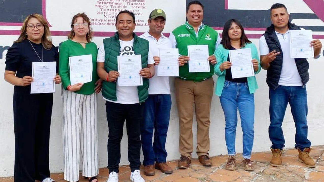 Reciben siete candidatos del partido verde constancias de mayoría como presidentes de comunidad en Huamantla