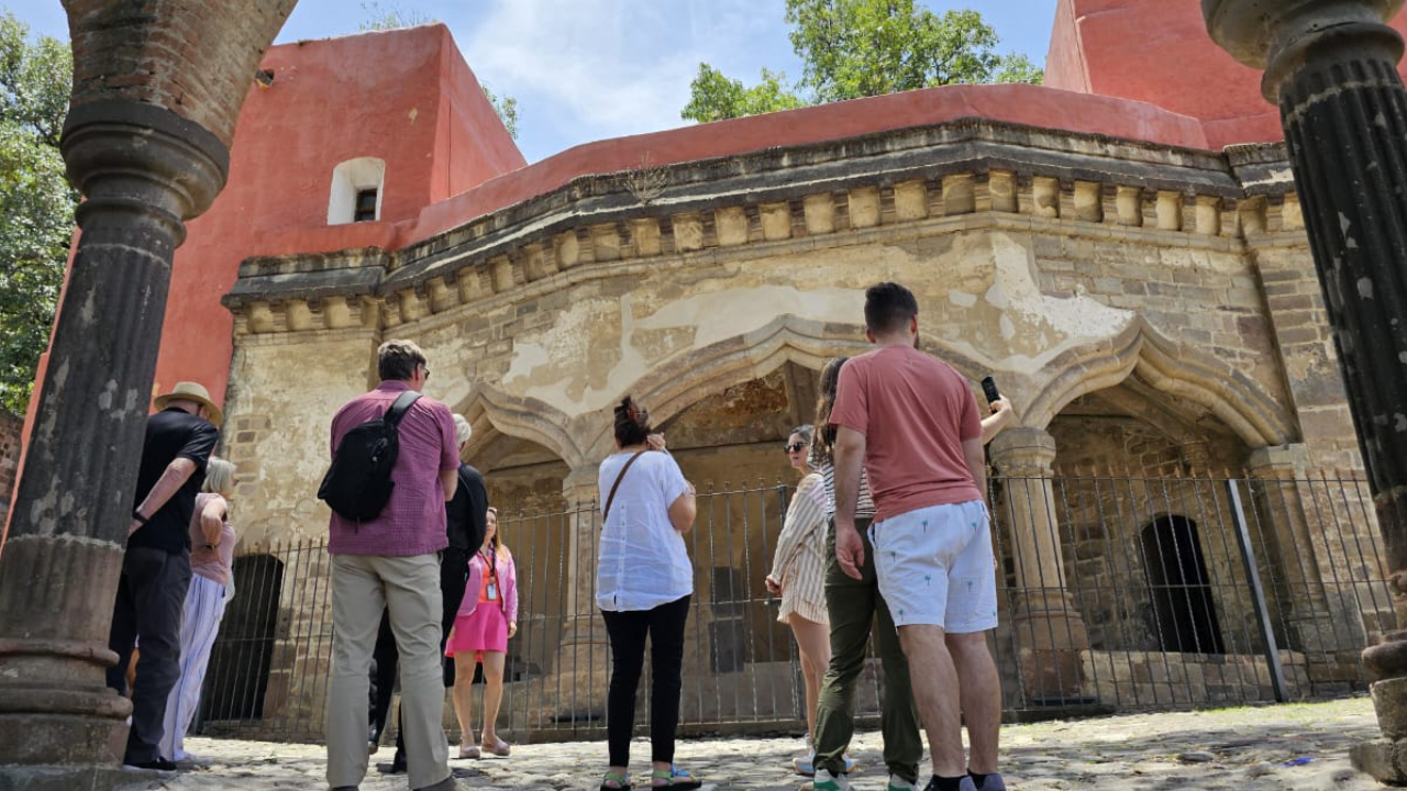 Turistas norteamericanos conocen principales atractivos de Tlaxcala Capital
