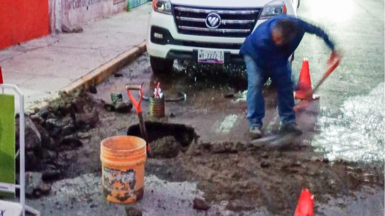 Atiende Capamh de manera inmediata, fuga en la calle Zaragoza del centro de Huamantla