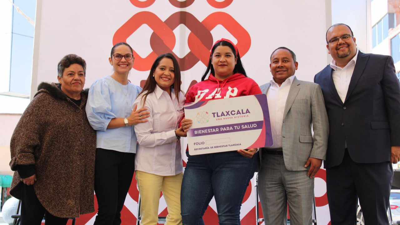 Javier Rivera Bonilla Preside Entrega de Tarjetas de Bienestar por tu Salud en Apizaco