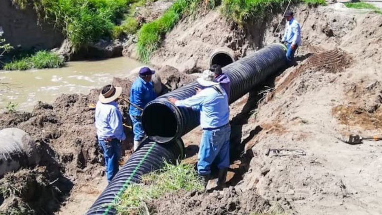 Rehabilita Capamh colector principal de aguas residuales en Santa Anita