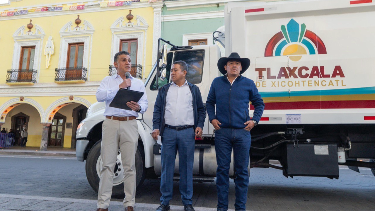 Pone en marcha Ayuntamiento de Tlaxcala un camión compactador rehabilitado