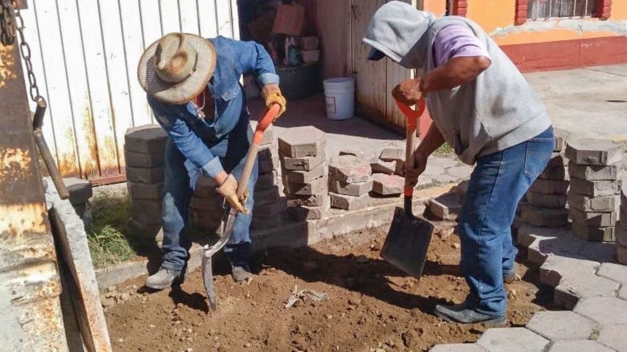 CAPAMH realiza trabajos de mantenimiento y verificación de suministro de agua en Huamantla