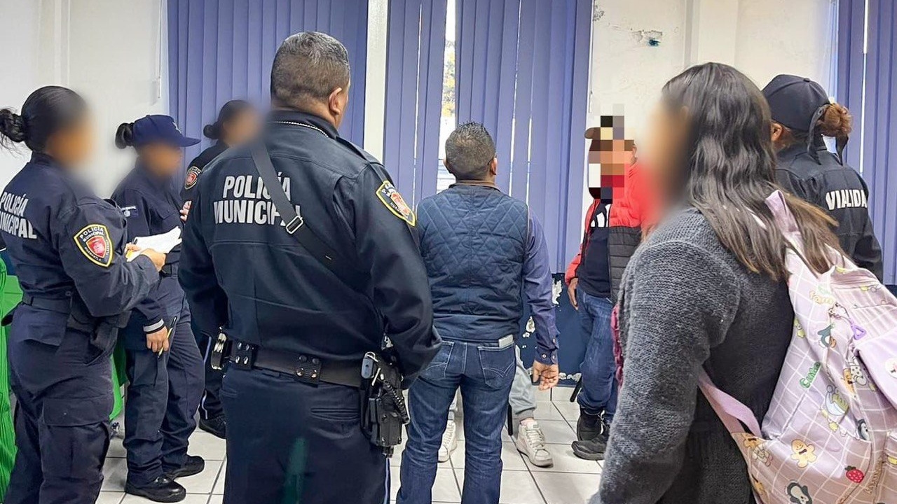 Policía de Huamantla reúne con su familia a adolescente reportada como desaparecida en Hueyotlipan