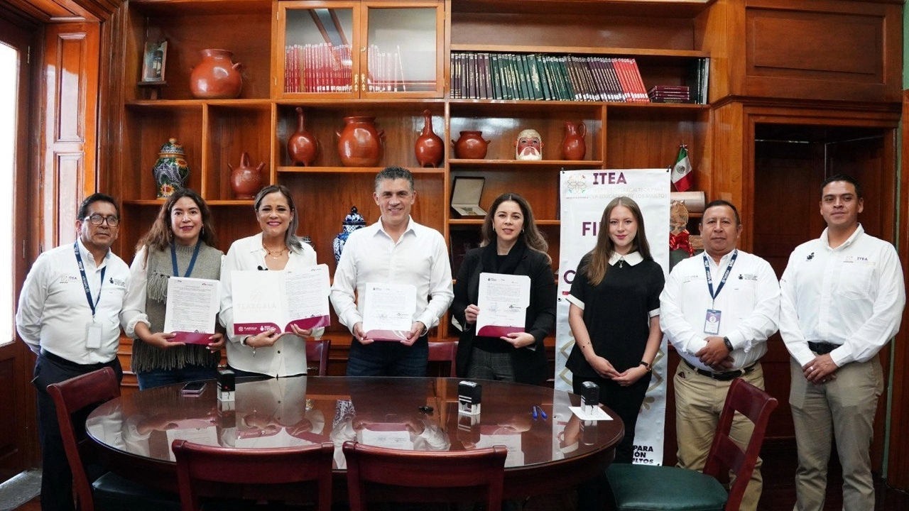 Ayuntamiento de Tlaxcala de Xicohténcatl e ITEA firman convenio para reducir el rezago educativo