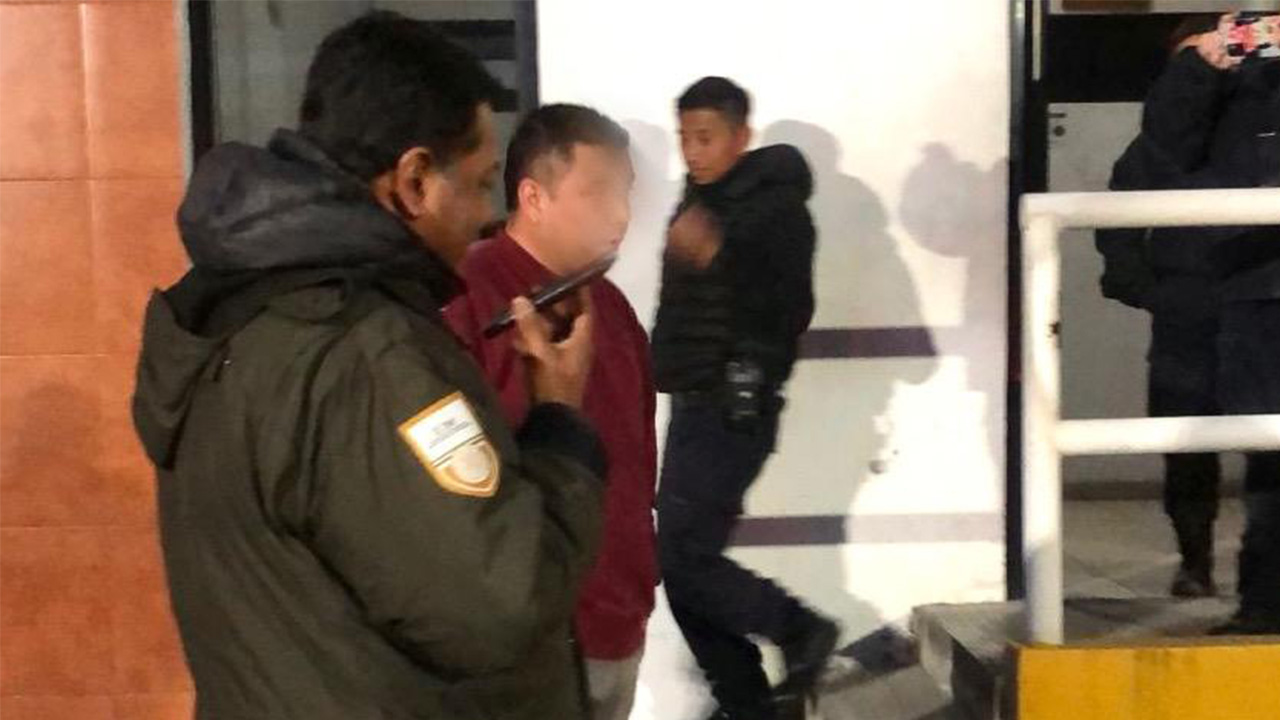 Asegura policía de Tlaxcala de Xicohténcatl a prestamista “gota a gota” de origen colombiano y es deportado