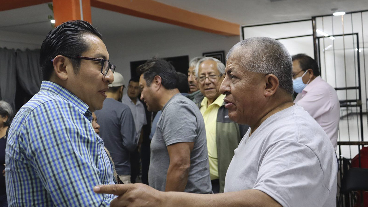 Obra pública, principal demanda ciudadana durante audiencia en Chimalpa, Totolac