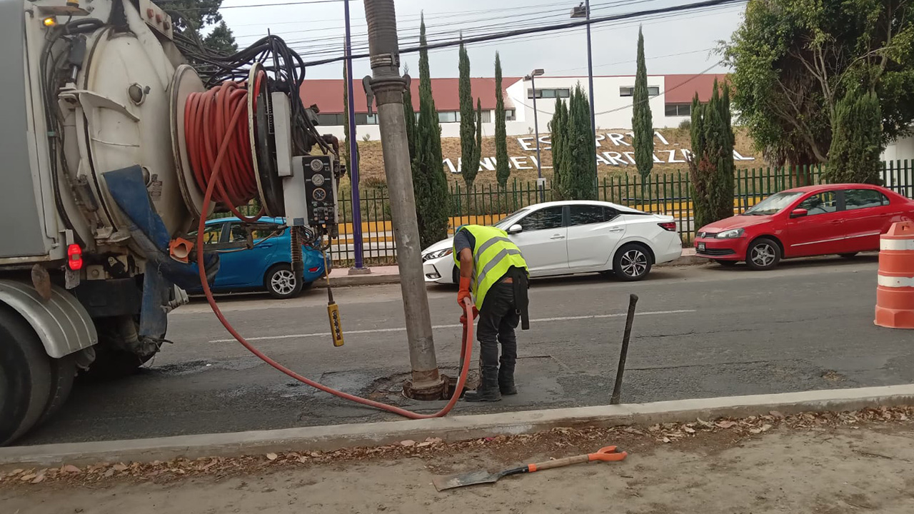 La CAPAM realiza labores de desazolve para prevenir inundaciones en temporada de lluvias