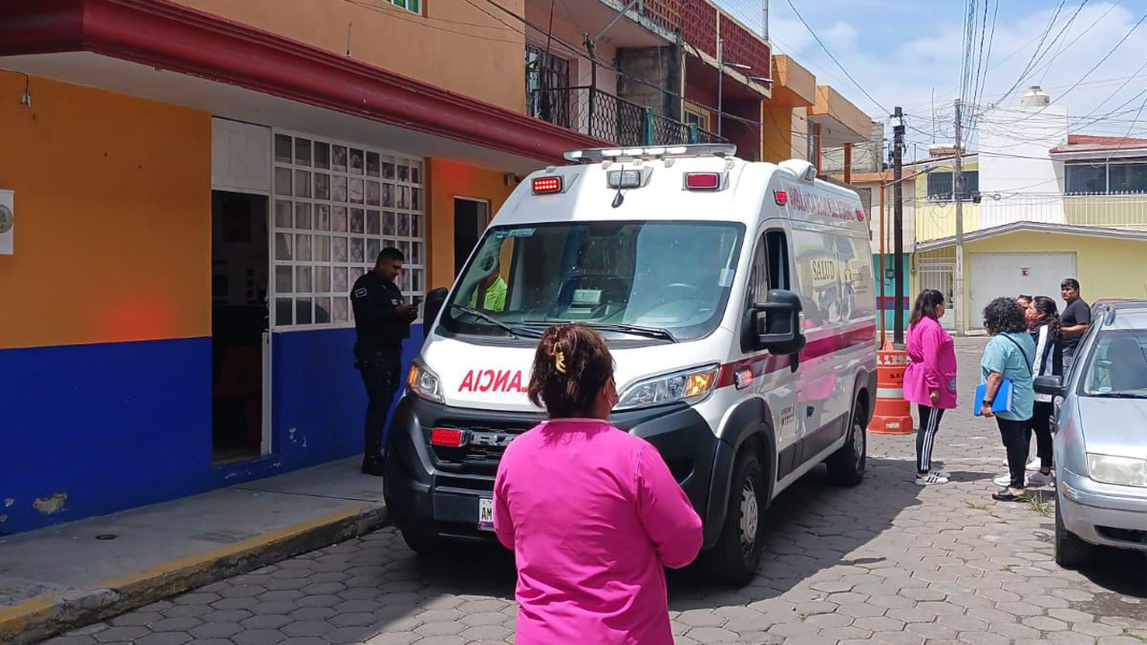 Atiende Protección Civil de Chiautempan reporte por olor a gas cerca de escuela