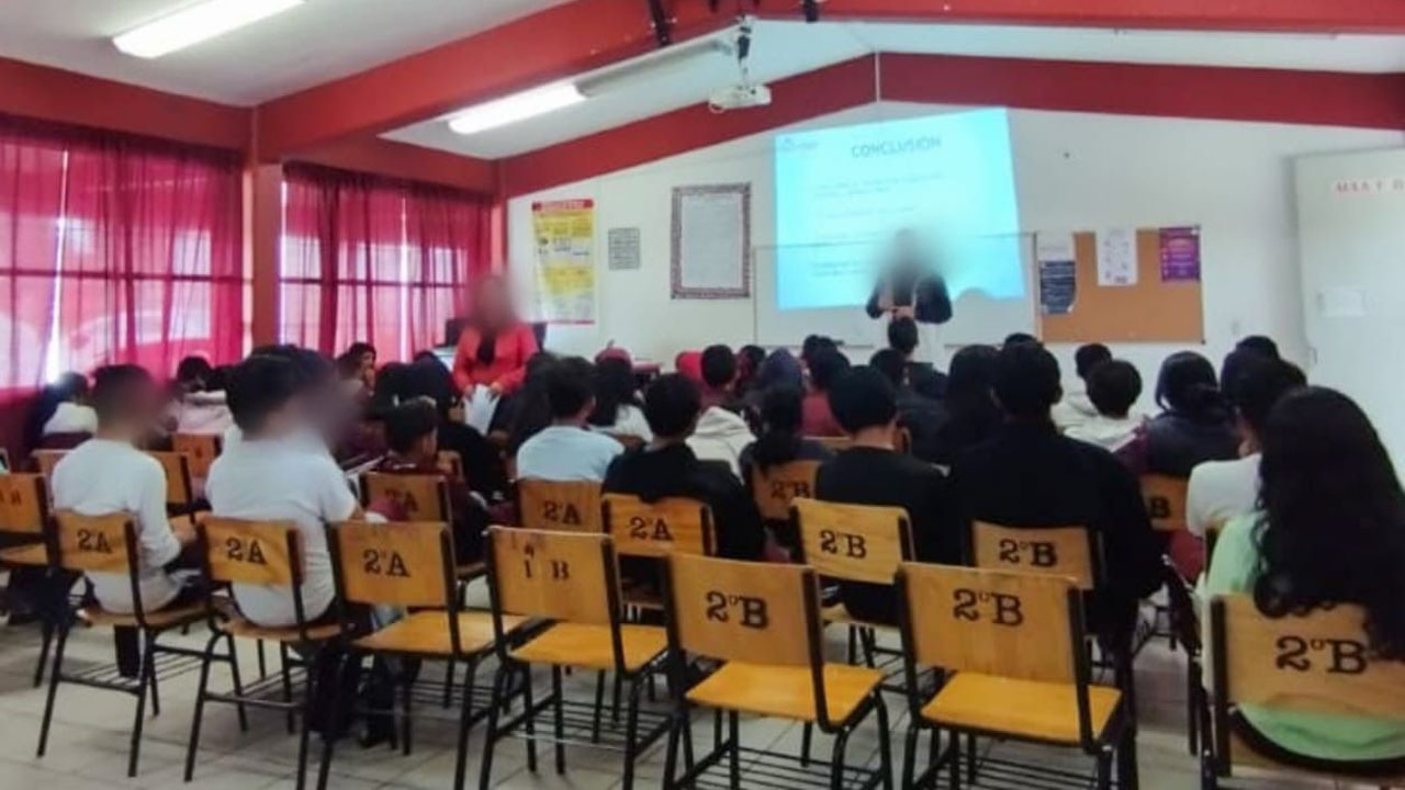 SMDIF Tlaxcala lleva mensajes de prevención, valores y conciencia a instituciones educativas