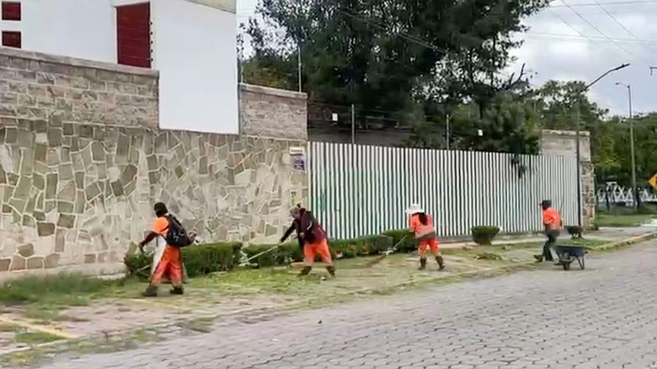 Ayuntamiento capitalino mejoró y embelleció áreas públicas esta semana en cinco comunidades para disfrute de las familias