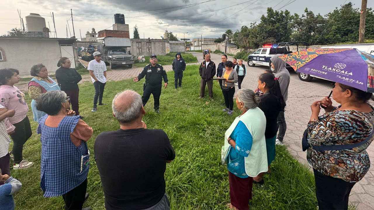Policía de Chiautempan refuerza comunicación con grupos vecinales