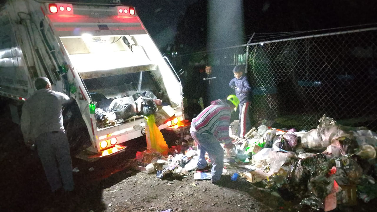 Gobierno de Chiautempan exhorta a evitar tirar basura, afecta al sistema de drenaje