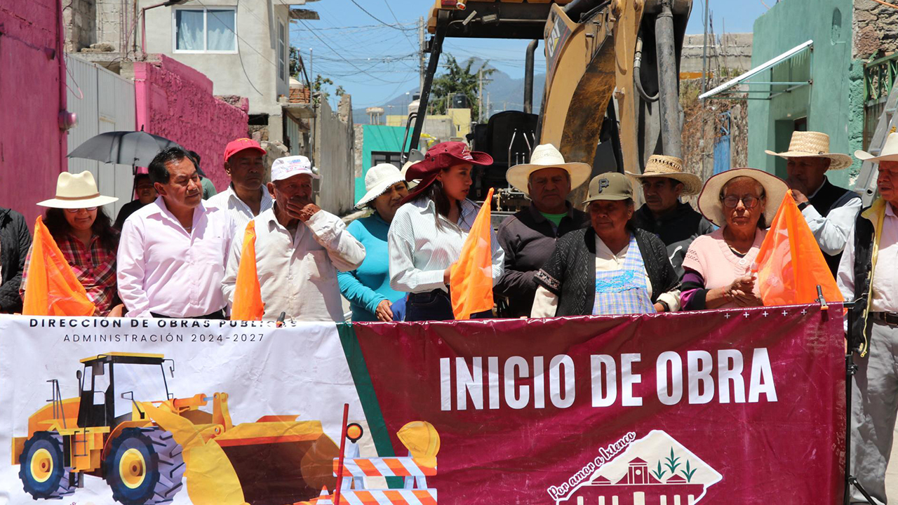 El Gobierno Municipal de Ixtenco inicia trabajos de pavimentación y drenaje en la calle 4 Poniente