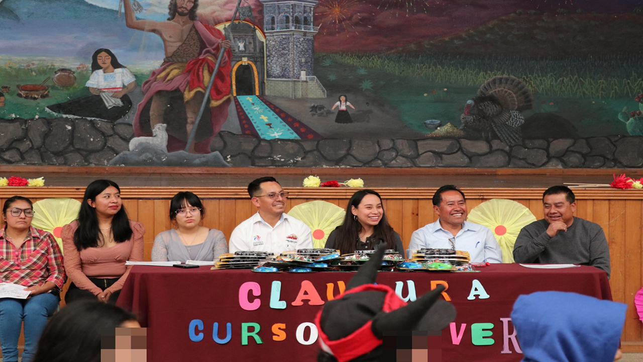 Clausuran en Ixtenco los Cursos de Verano 2025
