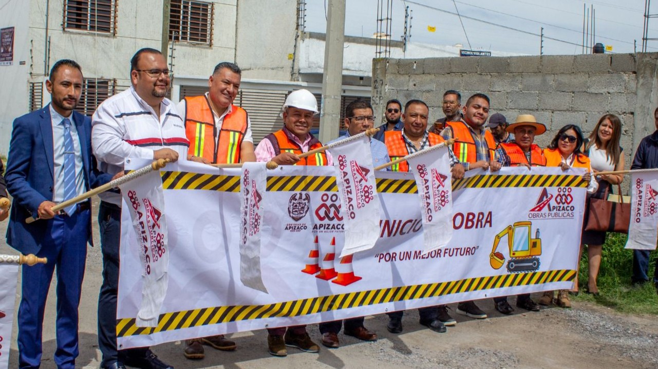 Javier Rivera cumple con hechos y obra en loma florida segunda sección