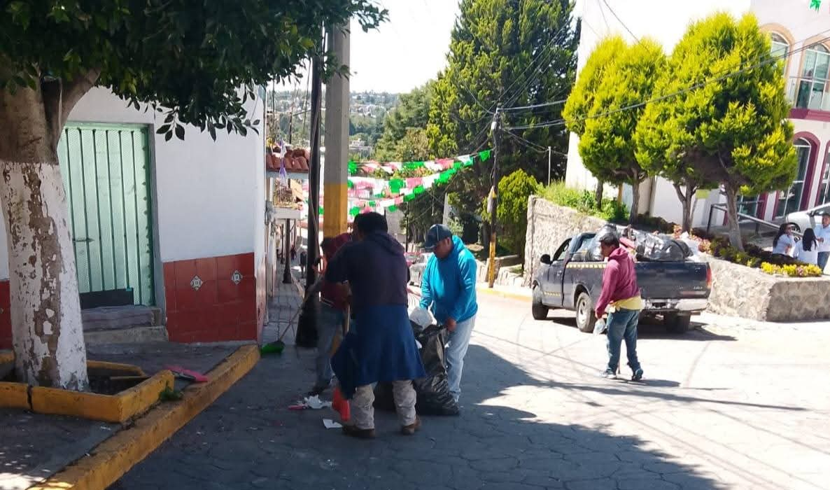 Gobierno de Totolac realiza operativo de limpieza tras festejos patrios